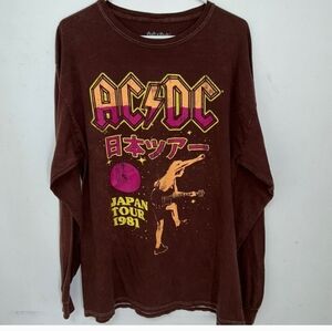 NWT AC/DC Japan Tour 1981 Long Sleeve Graphic T-shirt Size L